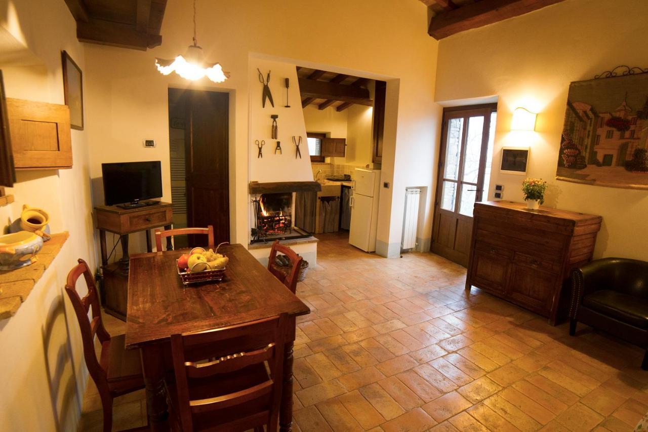 Podere Pietreta Radicofani Buitenkant foto