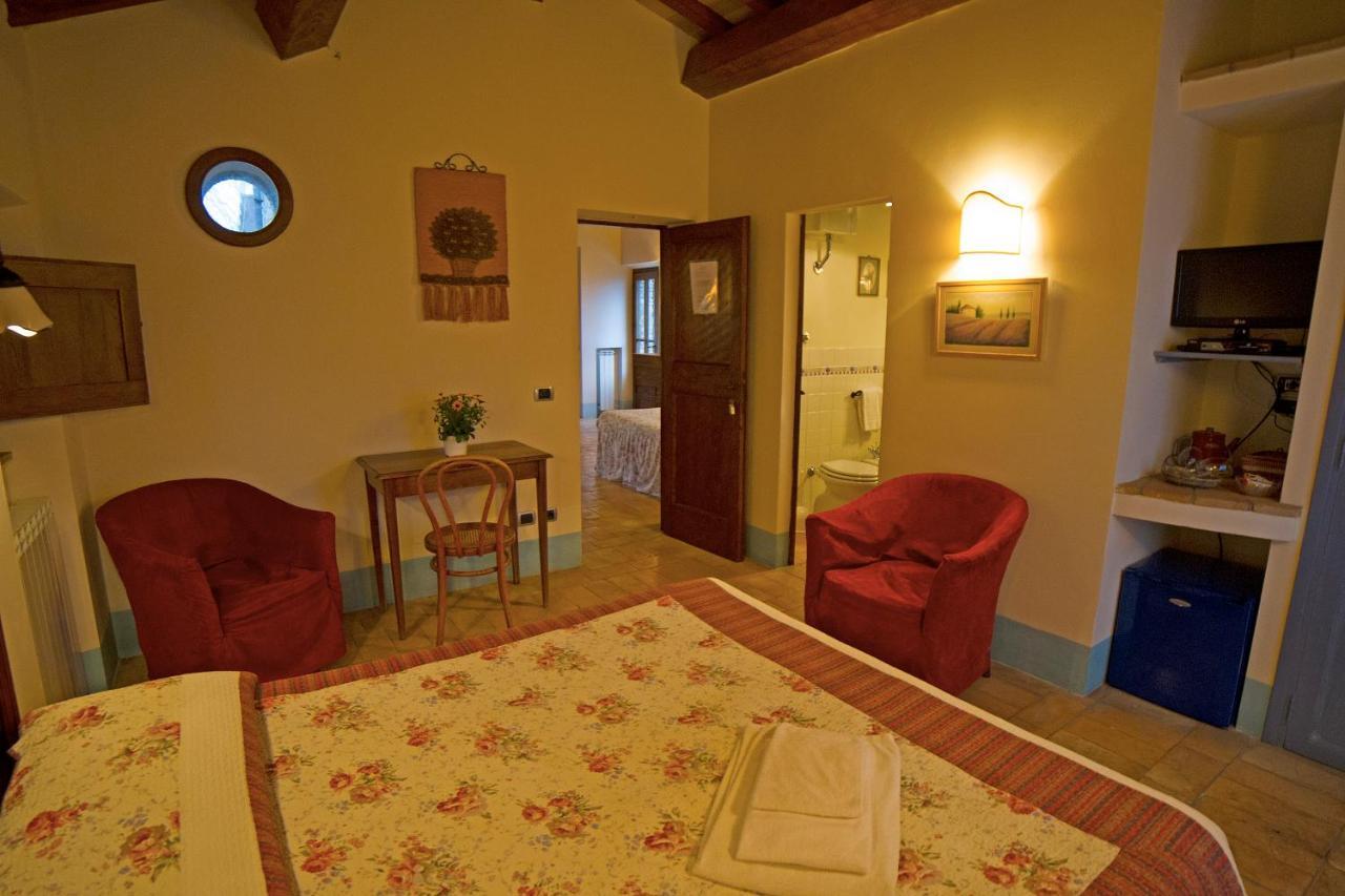 Podere Pietreta Radicofani Buitenkant foto